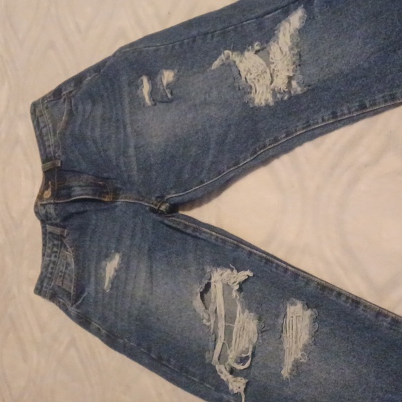 SHEIN Women's Size Large Distressed Jeans - Picture 2 of 4